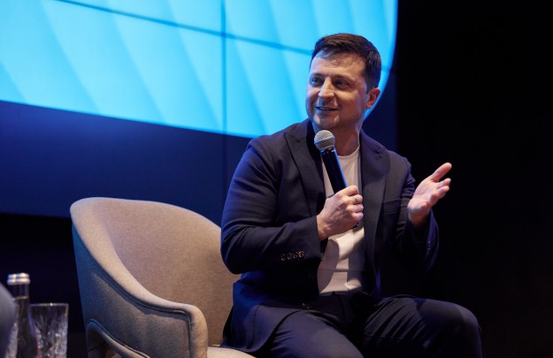 Володимир Зеленський зустрівся з представниками ІТ-індустрії напередодні Diia Summit та запуску «Дія City»