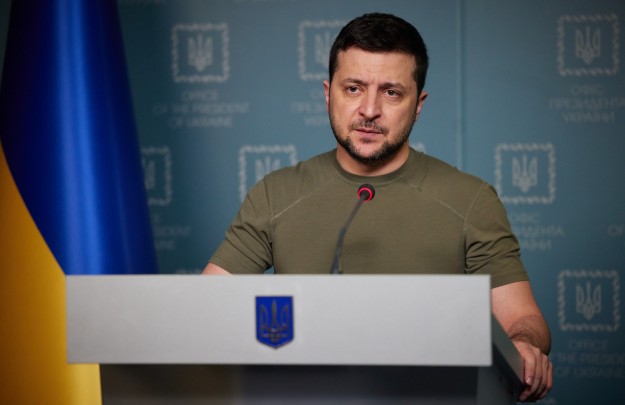 Час бути ефективними в рутинних справах і віддавати все необхідне для оборони – звернення Президента України Володимира Зеленського