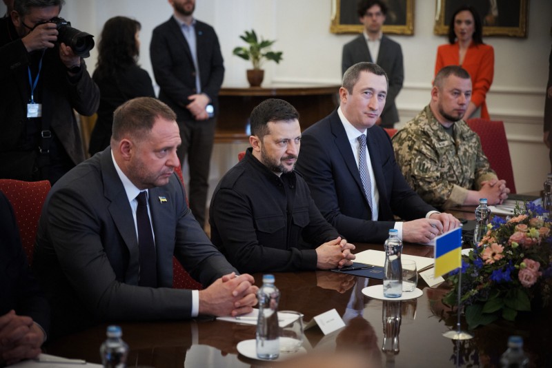 Президент обговорив із представниками Палати депутатів Парламенту Чехії продовження підтримки України