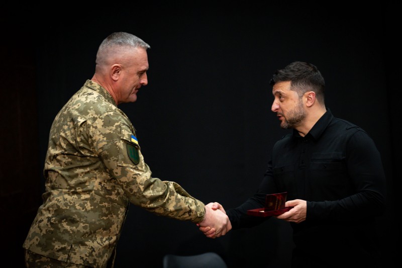 Президент зустрівся з діячами культури напередодні Всеукраїнського дня працівників культури та майстрів народного мистецтва Президент зустрівся з діячами культури напередодні Всеукраїнського дня працівників культури та майстрів народного мистецтва