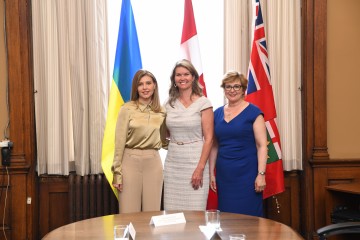 Olena Zelenska got acquainted with the child health support program and visited the SickKids Hospital in Canada