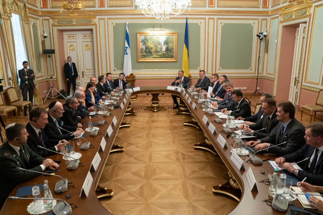 Україна та Ізраїль домовилися остаточно вирішити проблему масових відмов українцям у перетині ізраїльського кордону – Володимир Зеленський