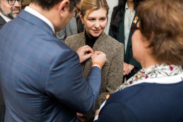 President’s wife took part in the opening of the exhibition on the International Day for the Elimination of Violence Against Women