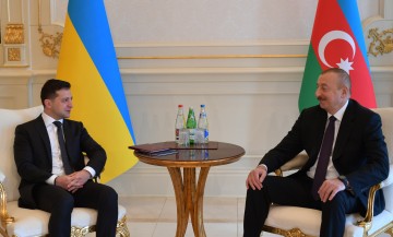 Meeting of Presidents of Ukraine and Azerbaijan started in Baku