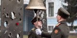 Президент України Володимир Зеленський взяв участь у заходах з ушанування пам’яті військовослужбовців, які в цей день 2015 року загинули при обороні Донецького аеропорту під час війни на сході України, 21 січня 2020 року