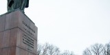 Президент України Володимир Зеленський взяв участь у церемонії покладання квітів до пам’ятників Тарасу Шевченку та Михайлу Грушевському з нагоди відзначення Дня соборності України, 22 січня 2020 року