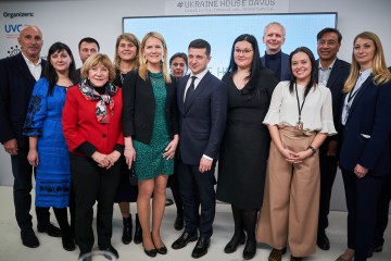 Thank you for promoting Ukraine in the world - President attended the Ukraine House Davos