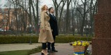 Президент України Володимир Зеленський разом з дружиною Оленою вшанували пам’ять Тараса Шевченка з нагоди 206-ї річниці з дня народження великого українського поета, 9 березня 2020 року