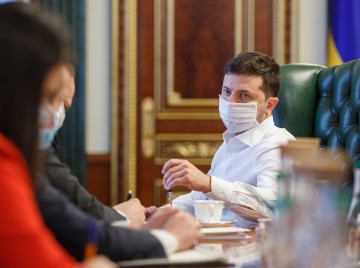 Президент пильно стежить за розвитком ситуації з епідемією COVID-19