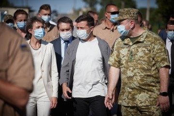 Volodymyr Zelenskyy: Agreement on complete and comprehensive ceasefire on the delimitation line in Donbas awaits signing by all parties to the Normandy format