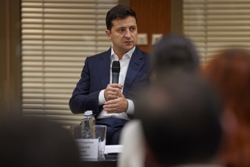 Президент закликав фракцію «Слуга Народу» підтримати перезавантаження КСУ