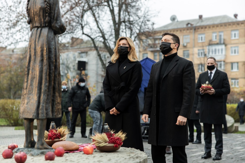 30 листопада Кабмін підготує розпорядження, яке відкриє можливості для дофінансування проєкту комплексу Національного музею Голодомору-геноциду / Офіс президента