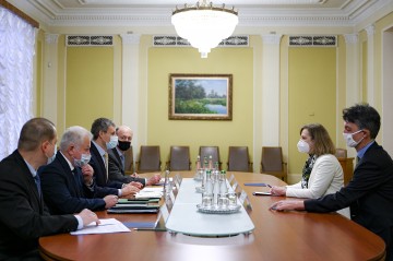 Заступник керівника Офісу Президента обговорив з тимчасовою повіреною у справах США в Україні перспективи оборонної співпраці 