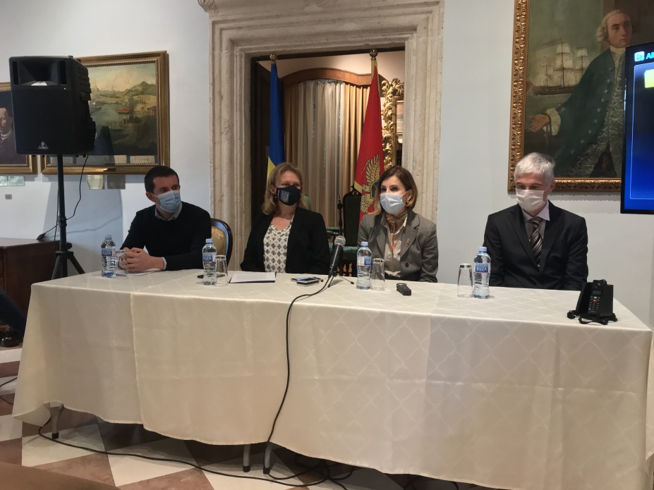 У межах ініціативи Олени Зеленської у Морському музеї в Чорногорії з’явився аудіогід українською
