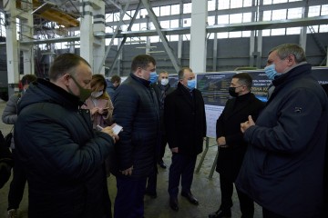 President got himself acquainted with the production of radar systems at the Iskra enterprise of Ukroboronprom