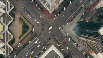 У межах ініціативи Олени Зеленської відзнято серію відеороликів про людей, які руйнують бар’єри