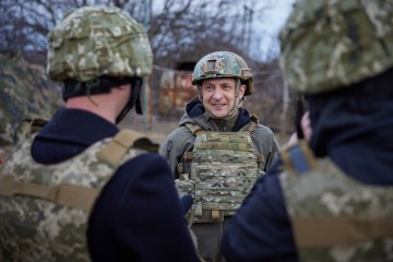 Government representatives must support Ukrainian warriors on the frontline - President