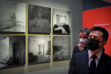Volodymyr Zelenskyy visited the multimedia exhibition “Chornobyl. Journey” dedicated to the 35th anniversary of the Chornobyl accident