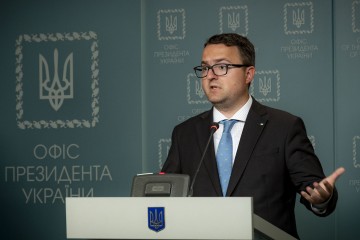 Українська держава робитиме все, щоб максимально сприяти захисту наших громадян, які проживають у тимчасово окупованому Криму – Антон Кориневич
