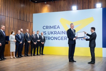 The President presented state awards to the participants of the Crimea Platform summit