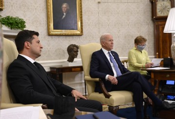 Volodymyr Zelenskyy started a meeting with US President Joseph Biden at the White House: security issues are a priority
