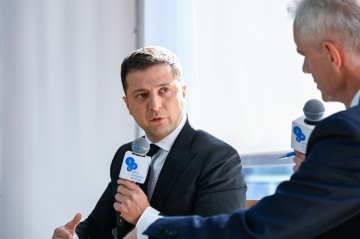 President: Ukraine does not need strategic partners, but strategic friends