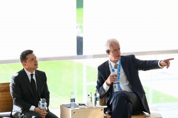 Ukraine ready for open cooperation with foreign business – Volodymyr Zelenskyy