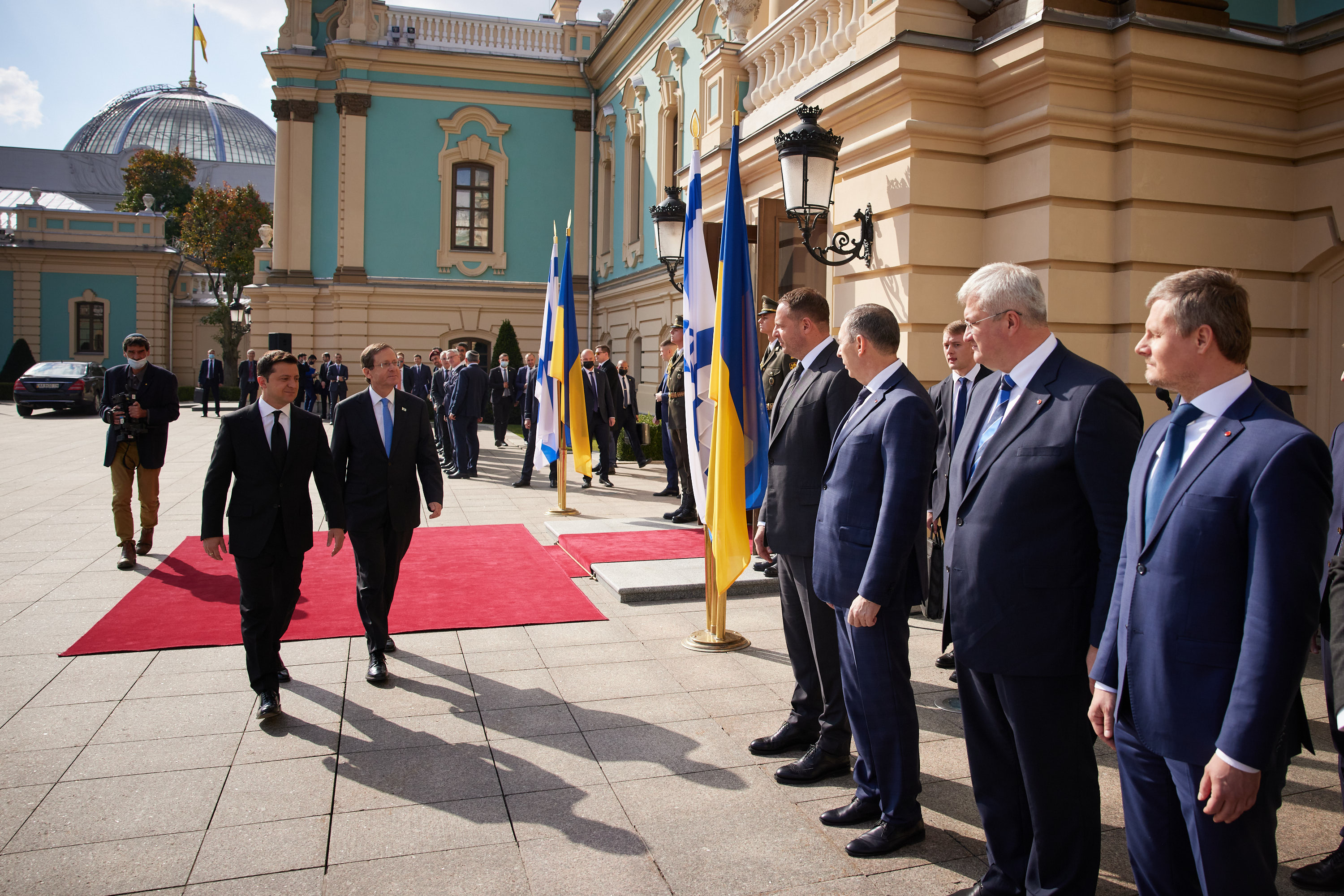 У Києві відбулася зустріч Президента України Володимира Зеленського та Президента Держави Ізраїль Іцхака Герцога, який перебуває в нашій країні з державним візитом, 5 жовтня 2021 року.