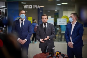 Полтавщина є прикладом у вакцинації проти COVID-19, що допомагає знизити рівень захворюваності в регіоні – Кирило Тимошенко