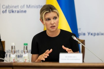 Olena Zelenska reviews achievements of Ukraine in Biarritz Partnership in 2021