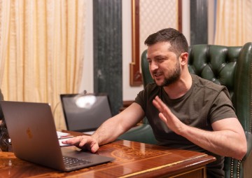 Volodymyr Zelenskyy spoke with Ukrainian journalists creating the United News TV marathon