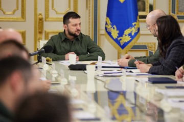 President of Ukraine held a meeting with members of the government on the implementation of the state budget