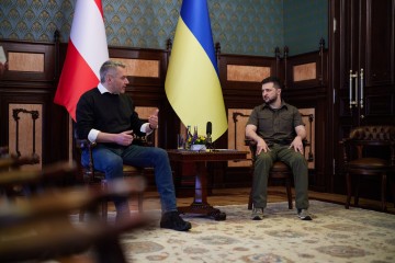 At a meeting in Kyiv, Volodymyr Zelenskyy and Chancellor of Austria discussed support for Ukraine and increasing sanctions pressure on Russia