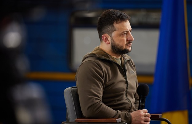 Україна стала державою, яка знає, що їй треба захищати свою землю – Володимир Зеленський