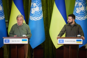 Ukraine is ready for urgent talks to evacuate people from Mariupol and counts on UN support - Volodymyr Zelenskyy