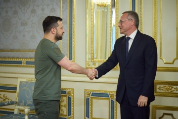 Глава держави обговорив з президентом Загальної конфедерації промисловців і підприємців Італії збільшення присутності італійського бізнесу та участь у відбудові України