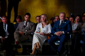 Державний підхід до соціальної політики сьогодні має бути комплексним і враховувати особливості воєнної та післявоєнної ситуації – Юлія Соколовська на конференції в Лугано