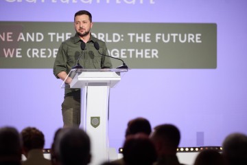 Війна не зламала Україну й не зламає, не зупинить життя в нашій державі – виступ Президента Володимира Зеленського на другому Саміті перших леді та джентльменів