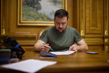Президент України провів телефонну розмову з Федеральним канцлером Німеччини