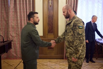 Зустріч Президента з військовослужбовцями Сил територіальної оборони ЗСУ