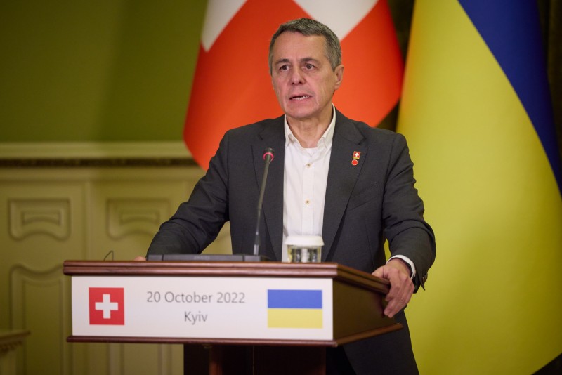 Будівництво бомбосховищ, розмінування, модернізація залізниці. Про що ще Зеленський домовлявся з президентом Швейцарії (ФОТО, ВІДЕО) 7 Будівництво бомбосховищ, розмінування, модернізація залізниці. Про що ще Зеленський домовлявся з президентом Швейцарії (ФОТО, ВІДЕО) 6