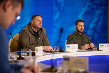 Володимир Зеленський відкрив перший міжнародний саміт щодо реалізації ініційованої Україною програми Grain from Ukraine, покликаної допомогти країнам, що потерпають від голоду