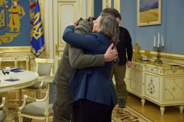 Андрій Єрмак зустрівся з Вікторією Нуланд, яка прибула до України з візитом