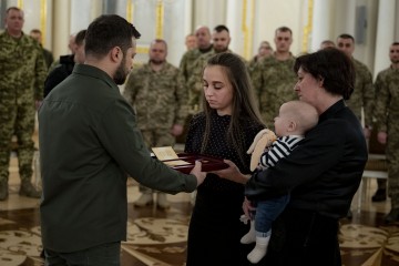 The Ground Forces of the Ukrainian Armed Forces are the backbone of our defense and the army's movement towards the liberation of Ukrainian land - President during the presentation of state awards