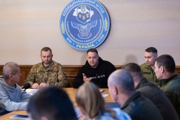 Andriy Yermak discussed with Ukrainian defenders released from Russian captivity the work of the Coordination Headquarters on the treatment of prisoners of war