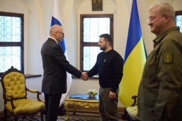 Президент України прийняв вірчі грамоти у надзвичайних і повноважних послів іноземних держав