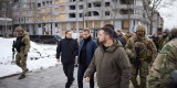 Президент України Володимир Зеленський і Прем’єр-міністр Данії Метте Фредеріксен відвідали Миколаїв у межах шефства, яке Королівство взяло над відновленням міста. Глава держави й очільник данського уряду оглянули будівлю Миколаївської обласної військової адміністрації, яку було частково зруйновано внаслідок російського ракетного обстрілу, 30 січня 2023 року.
