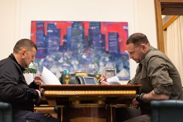 Андрій Єрмак і Валерій Залужний провели телефонну розмову з Джейком Салліваном і Марком Міллі