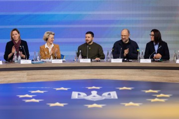 Цей рік має стати часом, коли не залишиться жодної перепони для початку переговорів щодо членства України в ЄС – Президент на спільному засіданні Кабінету Міністрів та Колегії Єврокомісії