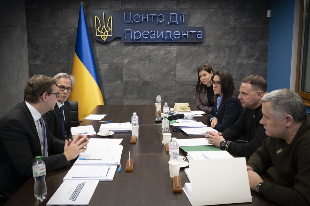 Le chef du bureau présidentiel Andriy Ermak a rencontré le chef du bureau présid...